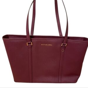 Michael Kors Jet Set Travel Large Top Zip Shoulder Tote